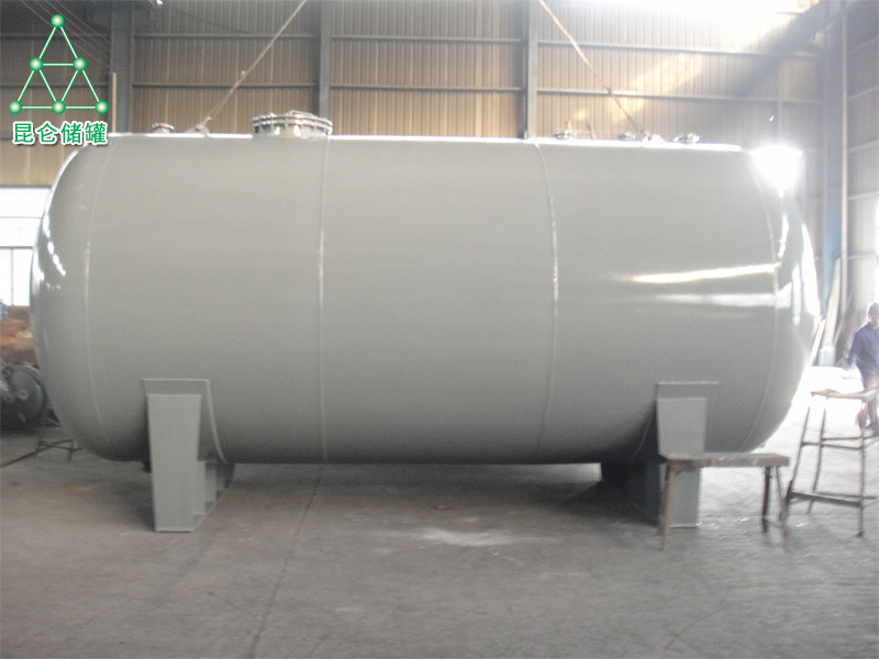 10立方鋼襯塑臥式儲罐